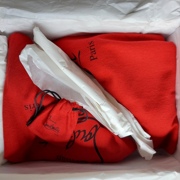 NIB Christian Louboutin Grand Bain Heels - Picture 7 of 11